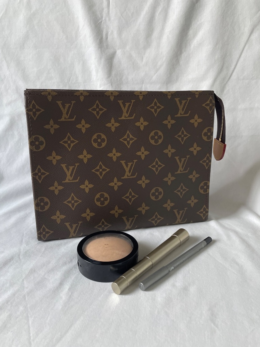 ~Louis Vuitton~ Toiletry Pouch Bag 10”